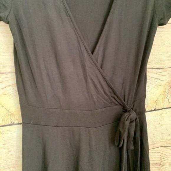 Forever 21 Black Wrap Top Romper - Picture 2 of 4